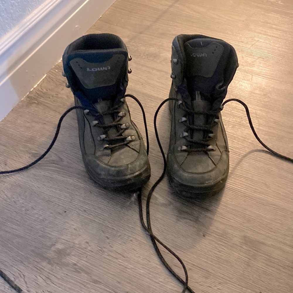 lowa renegad gtx mid